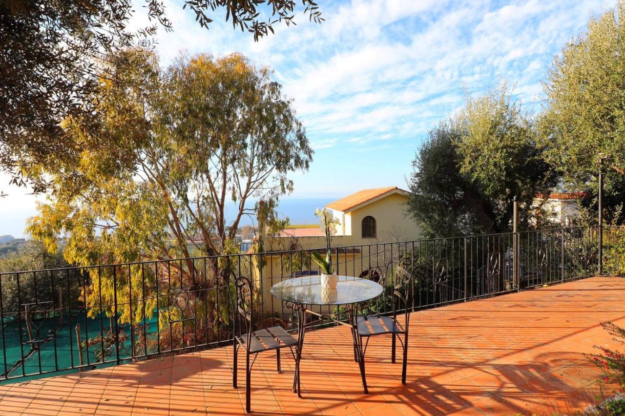 Vila Ulivi Apt Sorrento Exteriér fotografie